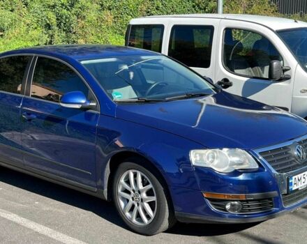Синий Фольксваген Пассат, объемом двигателя 1.6 л и пробегом 205 тыс. км за 5650 $, фото 1 на Automoto.ua