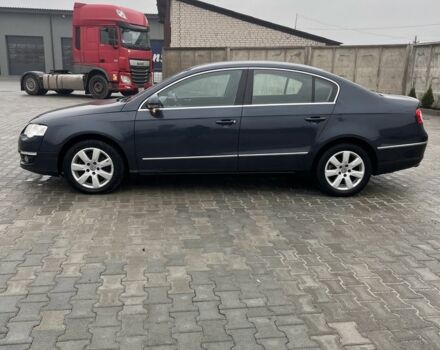 Синий Фольксваген Пассат, объемом двигателя 2 л и пробегом 248 тыс. км за 6599 $, фото 2 на Automoto.ua