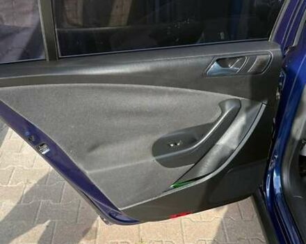 Синий Фольксваген Пассат, объемом двигателя 1.97 л и пробегом 261 тыс. км за 7500 $, фото 24 на Automoto.ua