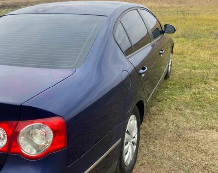 Синий Фольксваген Пассат, объемом двигателя 2 л и пробегом 300 тыс. км за 4000 $, фото 6 на Automoto.ua