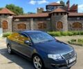 Синій Фольксваген Пассат, об'ємом двигуна 2 л та пробігом 228 тис. км за 4500 $, фото 1 на Automoto.ua