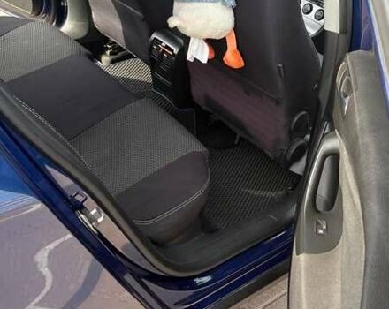 Синий Фольксваген Пассат, объемом двигателя 1.97 л и пробегом 261 тыс. км за 7500 $, фото 6 на Automoto.ua