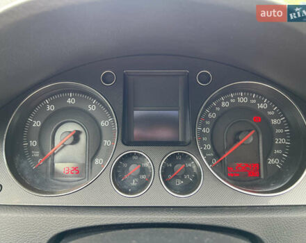 Синій Фольксваген Пассат, об'ємом двигуна 1.6 л та пробігом 252 тис. км за 5600 $, фото 20 на Automoto.ua