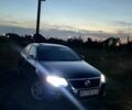 Синий Фольксваген Пассат, объемом двигателя 1.6 л и пробегом 250 тыс. км за 5500 $, фото 1 на Automoto.ua