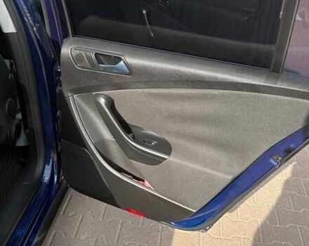 Синий Фольксваген Пассат, объемом двигателя 1.97 л и пробегом 261 тыс. км за 7500 $, фото 9 на Automoto.ua