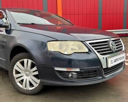 Синий Фольксваген Пассат, объемом двигателя 2 л и пробегом 325 тыс. км за 6990 $, фото 1 на Automoto.ua