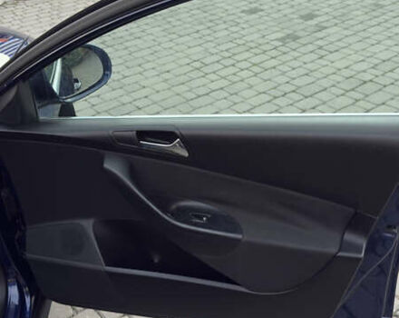 Синий Фольксваген Пассат, объемом двигателя 1.6 л и пробегом 283 тыс. км за 6900 $, фото 44 на Automoto.ua