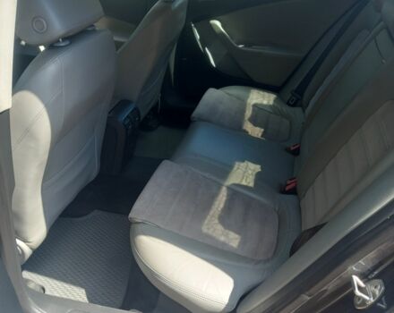 Синий Фольксваген Пассат, объемом двигателя 2 л и пробегом 297 тыс. км за 5800 $, фото 6 на Automoto.ua