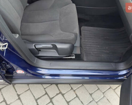 Синий Фольксваген Пассат, объемом двигателя 1.6 л и пробегом 283 тыс. км за 6900 $, фото 43 на Automoto.ua