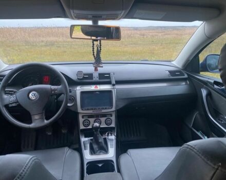 Синій Фольксваген Пассат, об'ємом двигуна 2 л та пробігом 300 тис. км за 4500 $, фото 2 на Automoto.ua