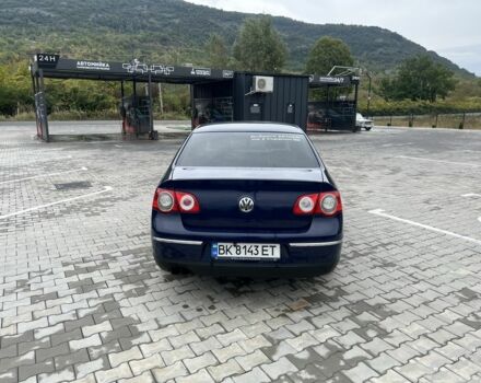 Синій Фольксваген Пассат, об'ємом двигуна 2 л та пробігом 363 тис. км за 5500 $, фото 5 на Automoto.ua