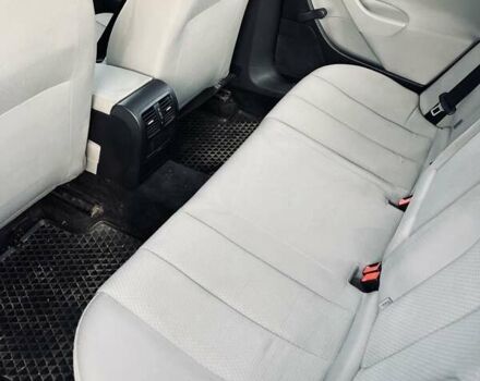 Синий Фольксваген Пассат, объемом двигателя 2 л и пробегом 330 тыс. км за 5800 $, фото 3 на Automoto.ua