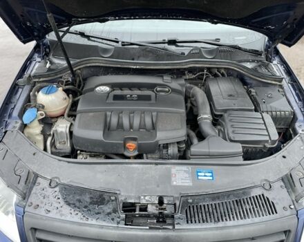 Синий Фольксваген Пассат, объемом двигателя 1.6 л и пробегом 183 тыс. км за 6300 $, фото 8 на Automoto.ua