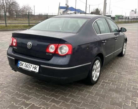 Синий Фольксваген Пассат, объемом двигателя 2 л и пробегом 248 тыс. км за 6599 $, фото 5 на Automoto.ua