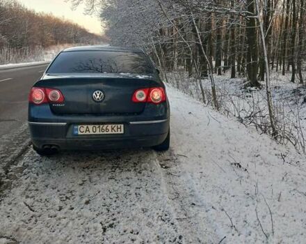 Синий Фольксваген Пассат, объемом двигателя 1.97 л и пробегом 296 тыс. км за 7500 $, фото 11 на Automoto.ua