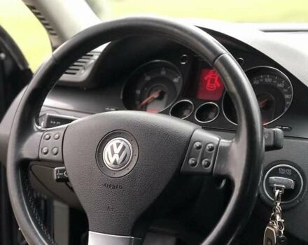 Синий Фольксваген Пассат, объемом двигателя 2 л и пробегом 347 тыс. км за 5800 $, фото 16 на Automoto.ua