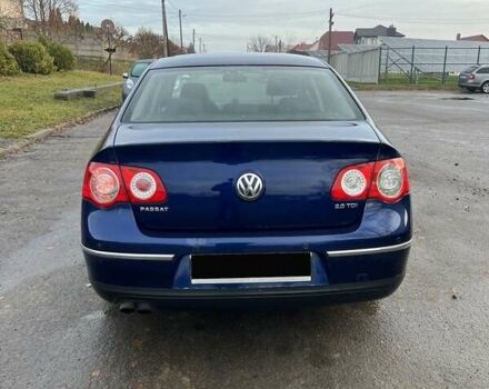 Синій Фольксваген Пассат, об'ємом двигуна 1.97 л та пробігом 300 тис. км за 2599 $, фото 12 на Automoto.ua
