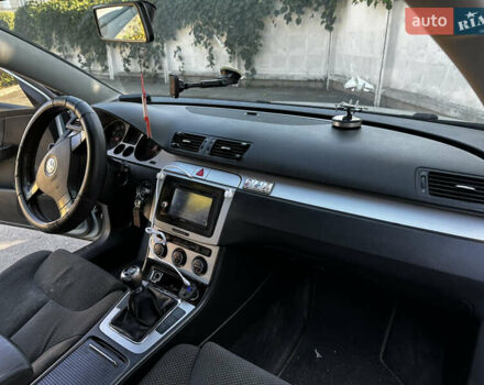 Синий Фольксваген Пассат, объемом двигателя 1.98 л и пробегом 400 тыс. км за 5100 $, фото 5 на Automoto.ua