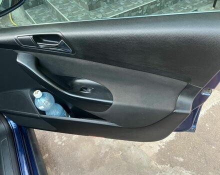 Синій Фольксваген Пассат, об'ємом двигуна 2 л та пробігом 230 тис. км за 7200 $, фото 13 на Automoto.ua