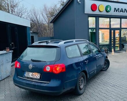 Синий Фольксваген Пассат, объемом двигателя 2 л и пробегом 200 тыс. км за 1900 $, фото 3 на Automoto.ua