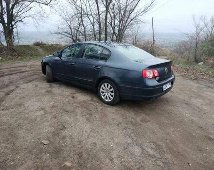 Синий Фольксваген Пассат, объемом двигателя 1.9 л и пробегом 328 тыс. км за 2700 $, фото 2 на Automoto.ua