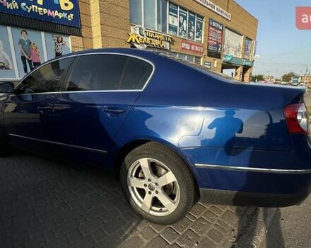 Синий Фольксваген Пассат, объемом двигателя 1.8 л и пробегом 220 тыс. км за 7000 $, фото 4 на Automoto.ua