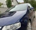 Синий Фольксваген Пассат, объемом двигателя 1.8 л и пробегом 350 тыс. км за 7200 $, фото 2 на Automoto.ua