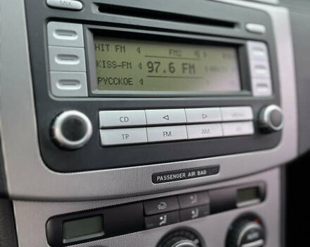 Синій Фольксваген Пассат, об'ємом двигуна 1.98 л та пробігом 320 тис. км за 5000 $, фото 30 на Automoto.ua