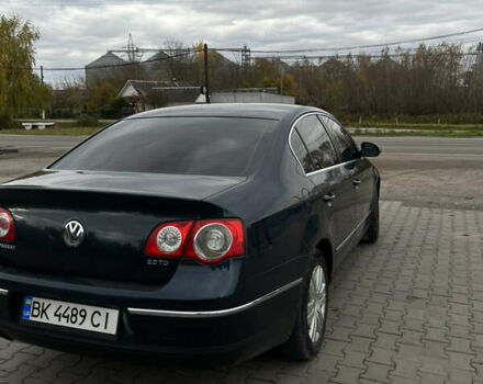 Фольксваген Пассат 2007 в Дубно на Automoto.ua Синий Фольксваген Пассат, объемом двигателя 2 л и пробегом 247 тыс. км за 5800 $, фото 6 на Automoto.ua
