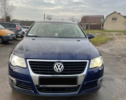 Синій Фольксваген Пассат, об'ємом двигуна 1.97 л та пробігом 300 тис. км за 2599 $, фото 1 на Automoto.ua