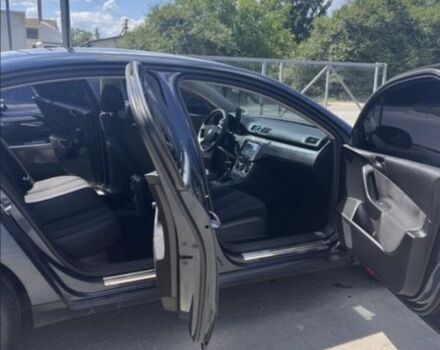 Синий Фольксваген Пассат, объемом двигателя 2 л и пробегом 290 тыс. км за 4800 $, фото 1 на Automoto.ua