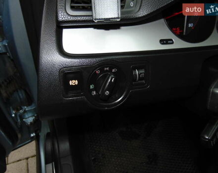 Синий Фольксваген Пассат, объемом двигателя 2 л и пробегом 230 тыс. км за 6300 $, фото 26 на Automoto.ua