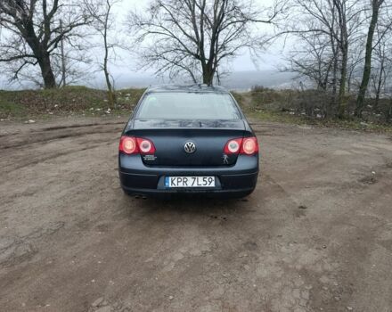 Синий Фольксваген Пассат, объемом двигателя 1.9 л и пробегом 328 тыс. км за 2700 $, фото 3 на Automoto.ua