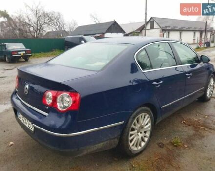 Синий Фольксваген Пассат, объемом двигателя 1.9 л и пробегом 320 тыс. км за 5299 $, фото 4 на Automoto.ua