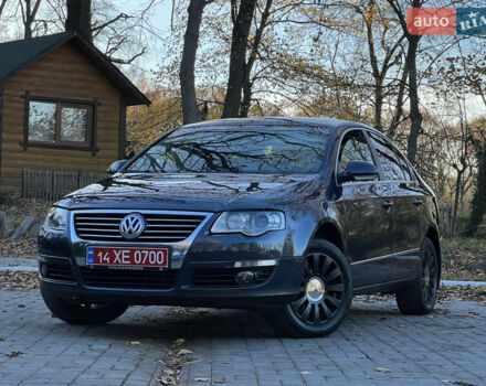 Синий Фольксваген Пассат, объемом двигателя 2 л и пробегом 287 тыс. км за 6950 $, фото 1 на Automoto.ua