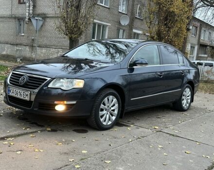 Синий Фольксваген Пассат, объемом двигателя 1.8 л и пробегом 2 тыс. км за 5900 $, фото 4 на Automoto.ua