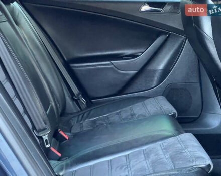 Синий Фольксваген Пассат, объемом двигателя 2 л и пробегом 287 тыс. км за 6950 $, фото 123 на Automoto.ua