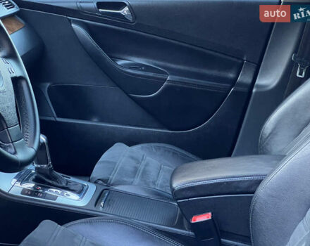 Синий Фольксваген Пассат, объемом двигателя 2 л и пробегом 287 тыс. км за 6950 $, фото 87 на Automoto.ua