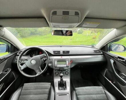 Синий Фольксваген Пассат, объемом двигателя 2 л и пробегом 422 тыс. км за 2899 $, фото 4 на Automoto.ua