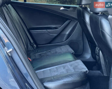 Синий Фольксваген Пассат, объемом двигателя 2 л и пробегом 287 тыс. км за 6950 $, фото 120 на Automoto.ua