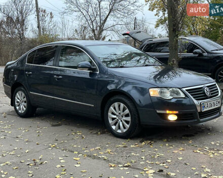 Синий Фольксваген Пассат, объемом двигателя 1.8 л и пробегом 208 тыс. км за 5900 $, фото 8 на Automoto.ua