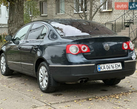 Синий Фольксваген Пассат, объемом двигателя 1.8 л и пробегом 208 тыс. км за 5900 $, фото 3 на Automoto.ua