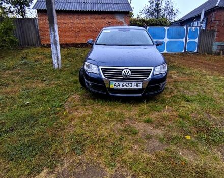 Синий Фольксваген Пассат, объемом двигателя 1.8 л и пробегом 70 тыс. км за 8900 $, фото 1 на Automoto.ua