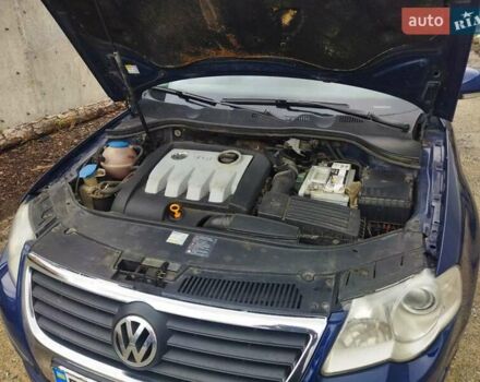 Синий Фольксваген Пассат, объемом двигателя 1.9 л и пробегом 320 тыс. км за 5299 $, фото 8 на Automoto.ua
