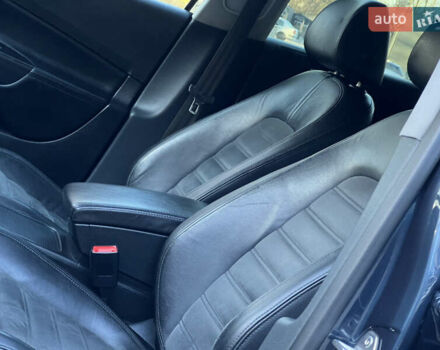 Синий Фольксваген Пассат, объемом двигателя 2 л и пробегом 287 тыс. км за 6950 $, фото 86 на Automoto.ua