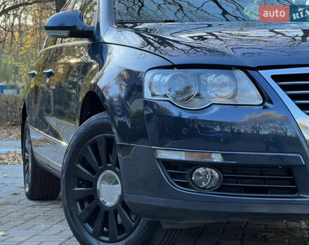 Синий Фольксваген Пассат, объемом двигателя 2 л и пробегом 287 тыс. км за 6950 $, фото 29 на Automoto.ua