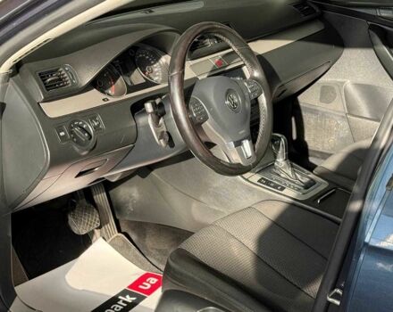 Синий Фольксваген Пассат, объемом двигателя 1.8 л и пробегом 135 тыс. км за 6690 $, фото 8 на Automoto.ua