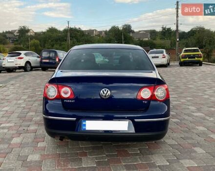 Синій Фольксваген Пассат, об'ємом двигуна 1.8 л та пробігом 205 тис. км за 5500 $, фото 4 на Automoto.ua