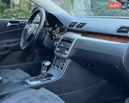 Синий Фольксваген Пассат, объемом двигателя 2 л и пробегом 287 тыс. км за 6950 $, фото 105 на Automoto.ua