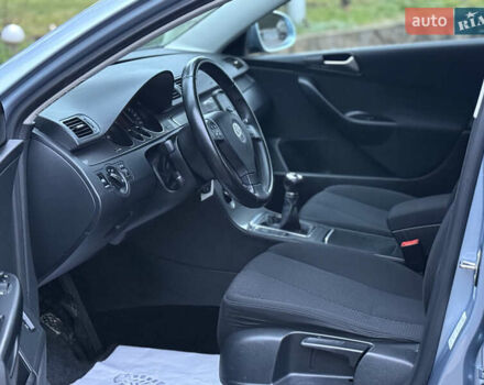 Синий Фольксваген Пассат, объемом двигателя 1.4 л и пробегом 210 тыс. км за 5650 $, фото 15 на Automoto.ua